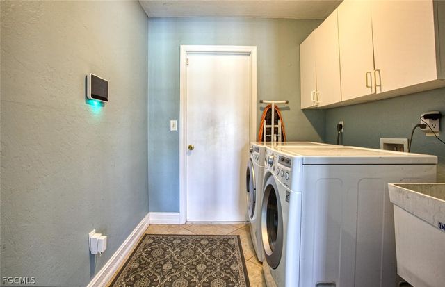 3531 SW 5th ST, Cape Coral, FL 33991