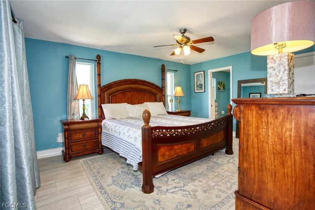 3531 SW 5th ST, Cape Coral, FL 33991