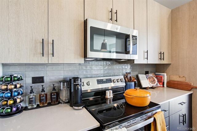 6425 Meade, Arvada, CO 80003
