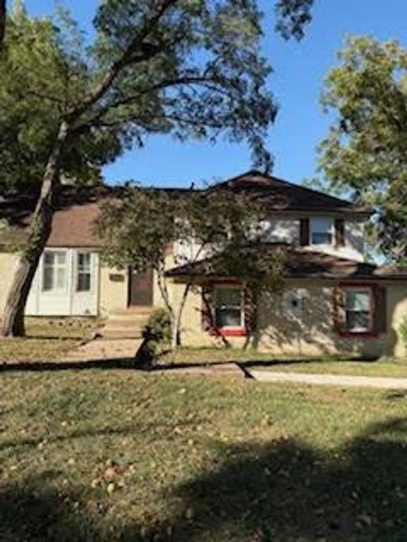 10300 W 48th Street, Shawnee, KS 66203