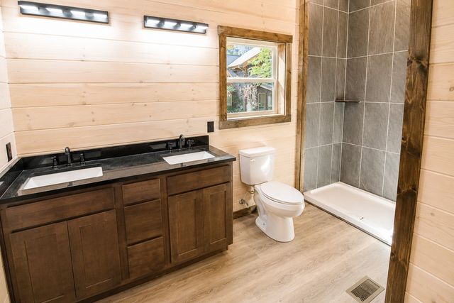 1308 North Oak Ct, Sevierville, TN 37876