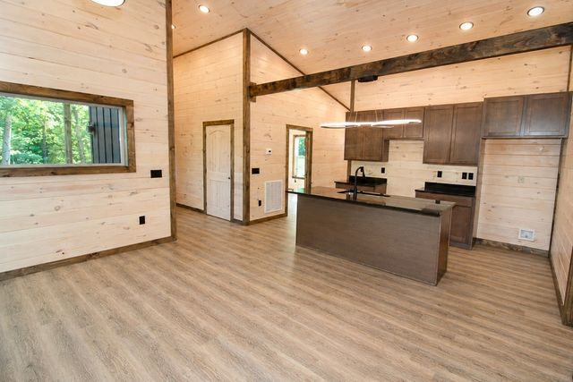 1308 North Oak Ct, Sevierville, TN 37876