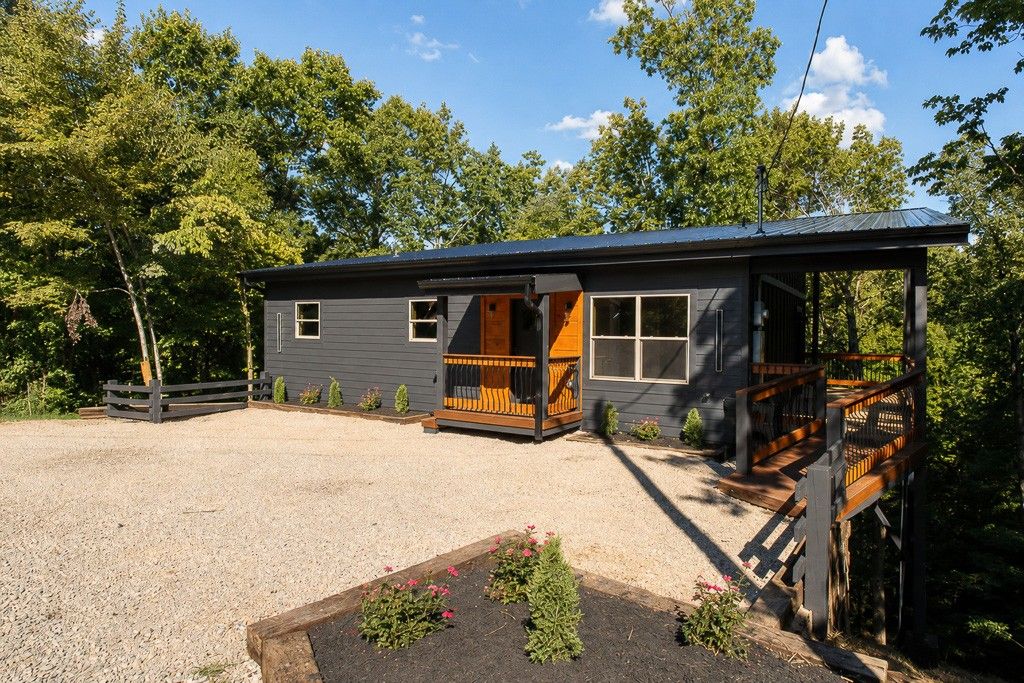 1308 North Oak Ct, Sevierville, TN 37876