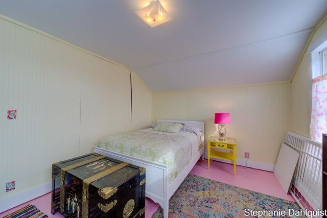 1922 Oak Avenue, North Muskegon, MI 49445