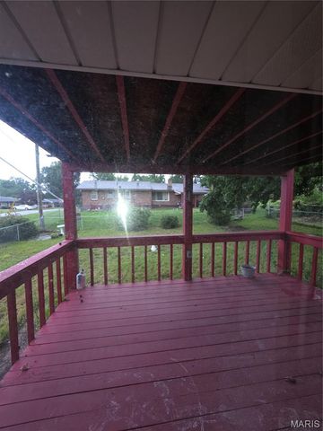 1200 Ensley Drive, Bellefontaine Nghbrs, MO 63137