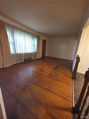 1200 Ensley Drive, Bellefontaine Nghbrs, MO 63137