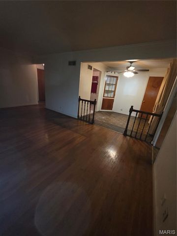 1200 Ensley Drive, Bellefontaine Nghbrs, MO 63137