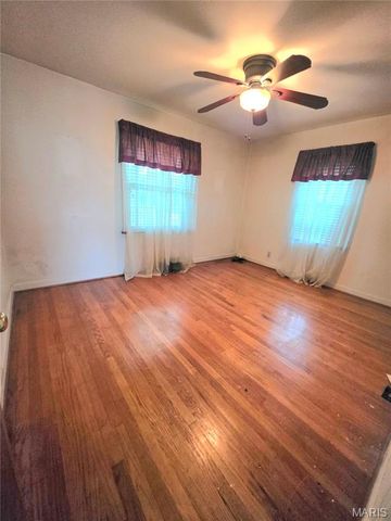 1200 Ensley Drive, Bellefontaine Nghbrs, MO 63137