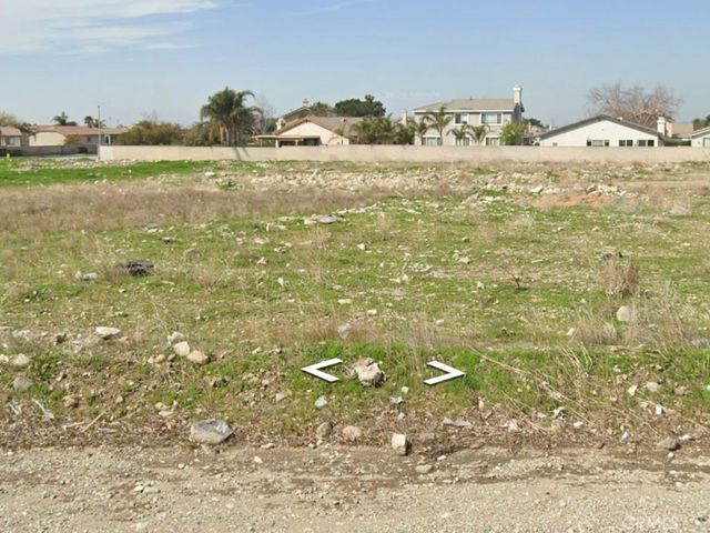 6558 Knox, Fontana, CA 92336