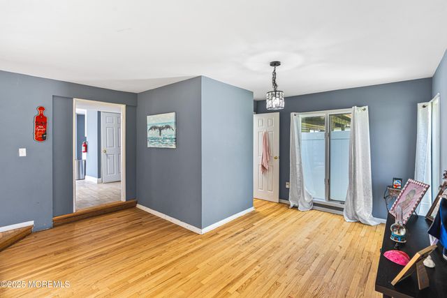 76 Woodland Drive, Keyport, NJ 07735