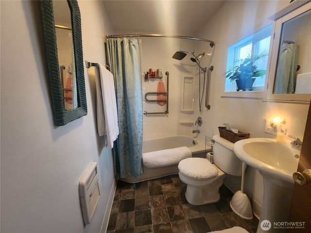 117 J Street, Cosmopolis, WA 98537