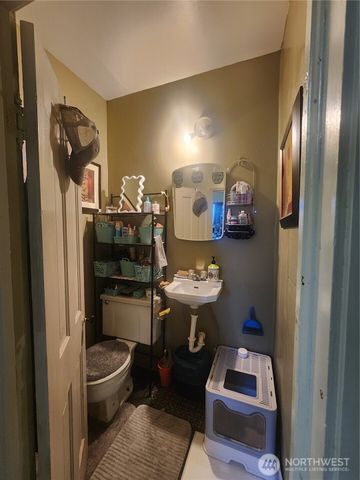 117 J Street, Cosmopolis, WA 98537