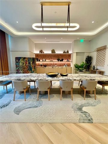 77 SE 5th Street 2204, Miami, FL 33131