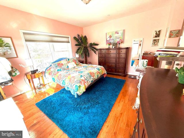 1251 LINDEN AVE, Halethorpe, MD 21227