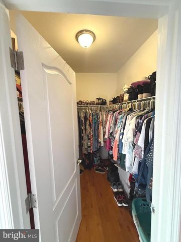 1251 LINDEN AVE, Halethorpe, MD 21227