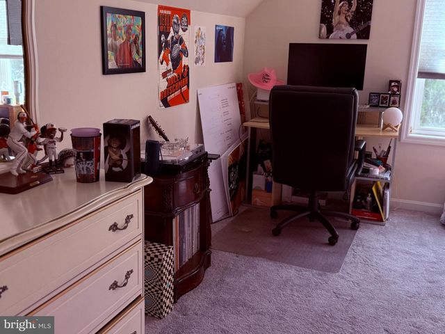 1251 LINDEN AVE, Halethorpe, MD 21227