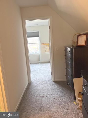 1251 LINDEN AVE, Halethorpe, MD 21227