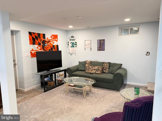 1251 LINDEN AVE, Halethorpe, MD 21227