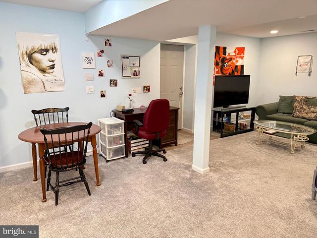 1251 LINDEN AVE, Halethorpe, MD 21227