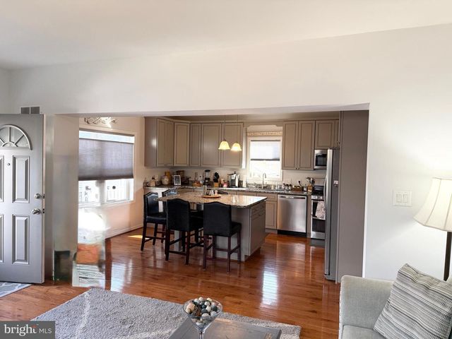 1251 LINDEN AVE, Halethorpe, MD 21227