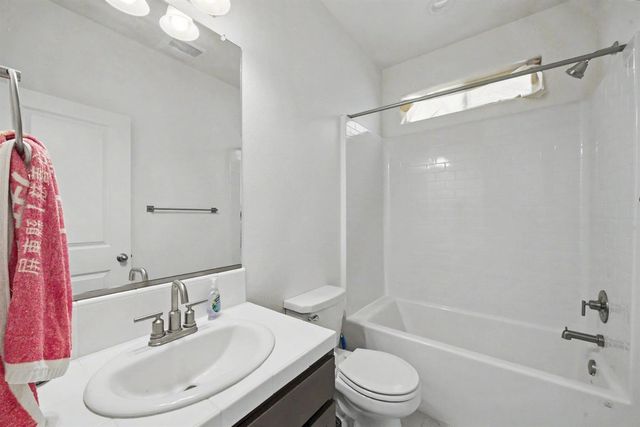 4178 Clavel Avenue, Clovis, CA 93619