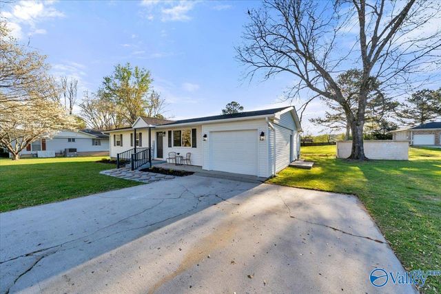 167 W Highlander Road, Harvest, AL 35749