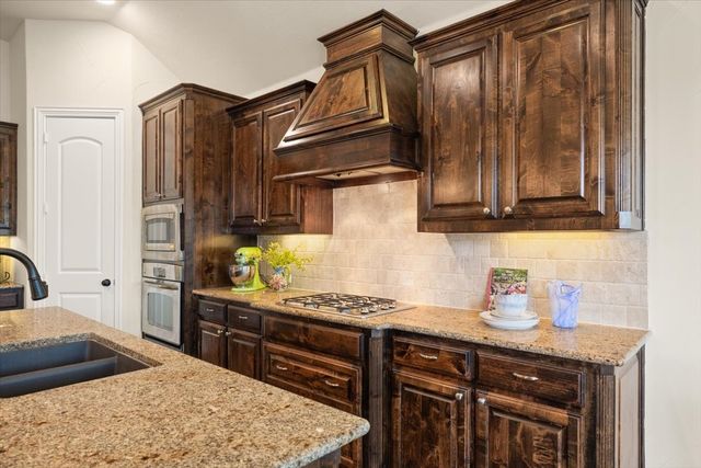 2831 Sherwood Drive, Trophy Club, TX 76262