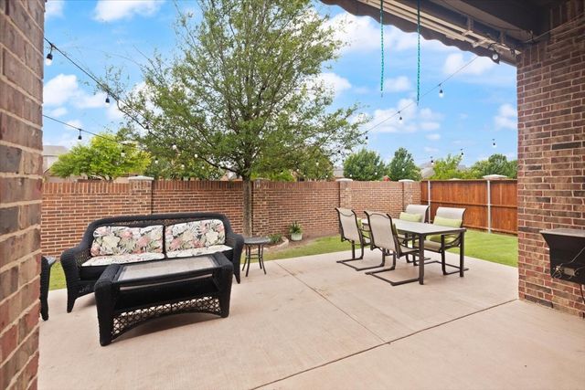 2831 Sherwood Drive, Trophy Club, TX 76262