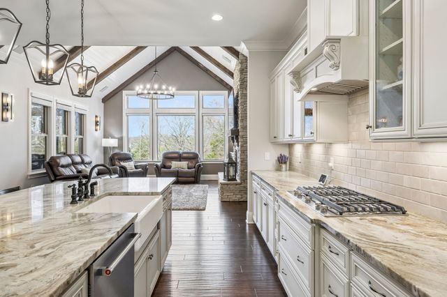 6018 Blackwell Ln, Franklin, TN 37064