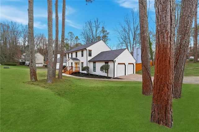 2348 Marneil NE Drive, Marietta, GA 30062