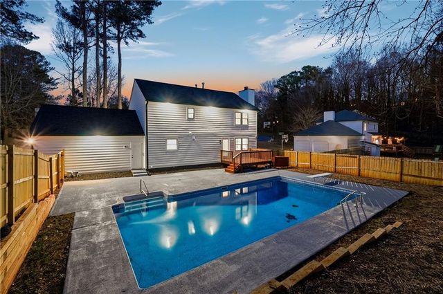 2348 Marneil NE Drive, Marietta, GA 30062