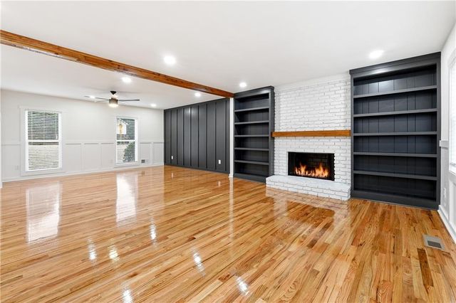 2348 Marneil NE Drive, Marietta, GA 30062