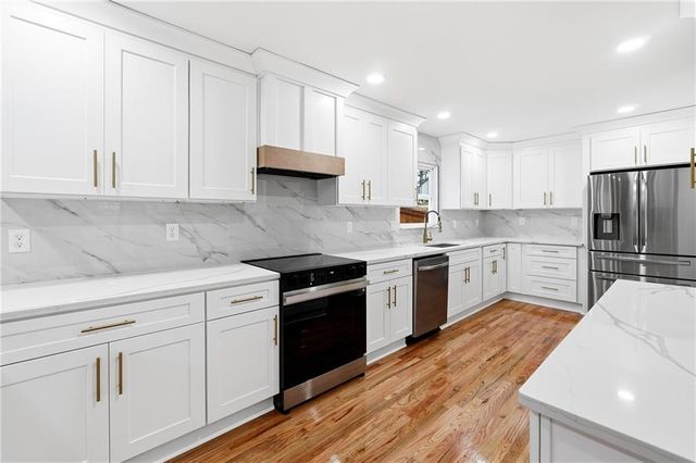 2348 Marneil NE Drive, Marietta, GA 30062