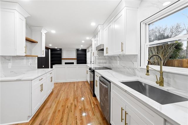 2348 Marneil NE Drive, Marietta, GA 30062