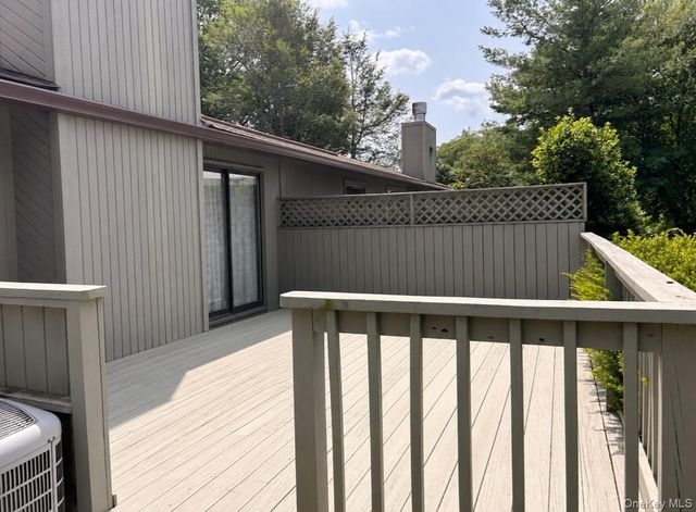 190 Alta Terrace, Jericho, NY 11753