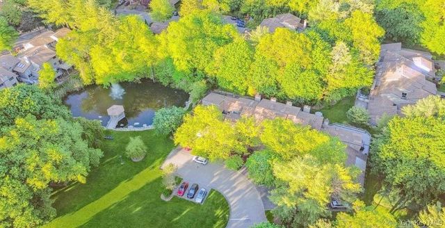 190 Alta Terrace, Jericho, NY 11753