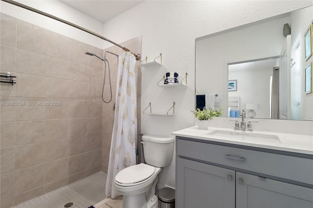 484 NE 4th Ave, Florida City, FL 33034