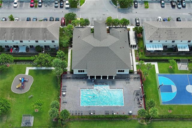 484 NE 4th Ave, Florida City, FL 33034