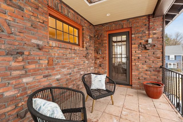 93 Churchill Ave, Arlington, MA 02476