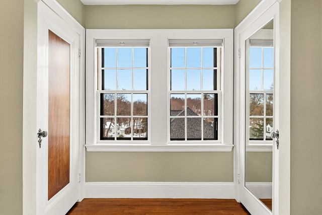 93 Churchill Ave, Arlington, MA 02476