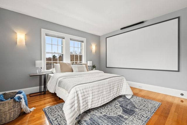 93 Churchill Ave, Arlington, MA 02476