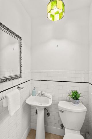 93 Churchill Ave, Arlington, MA 02476