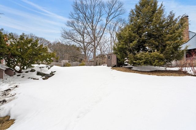 93 Churchill Ave, Arlington, MA 02476