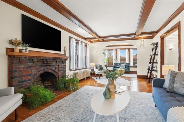 93 Churchill Ave, Arlington, MA 02476