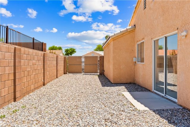 1807 E Calle Agrada Drive, Fort Mohave, AZ 86426