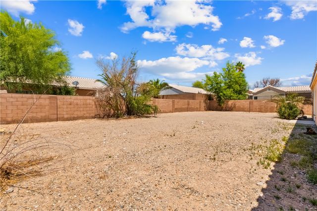 1807 E Calle Agrada Drive, Fort Mohave, AZ 86426