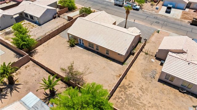 1807 E Calle Agrada Drive, Fort Mohave, AZ 86426