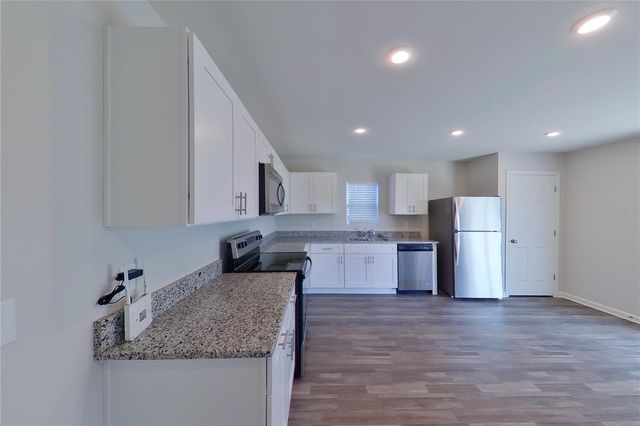 1762 NEBRASKA LOOP, Sumterville, FL 33585