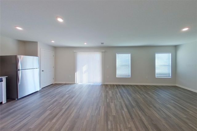 1762 NEBRASKA LOOP, Sumterville, FL 33585