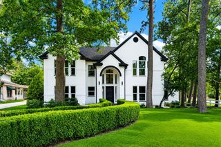 523 Rampart Lane, Conroe, TX 77302